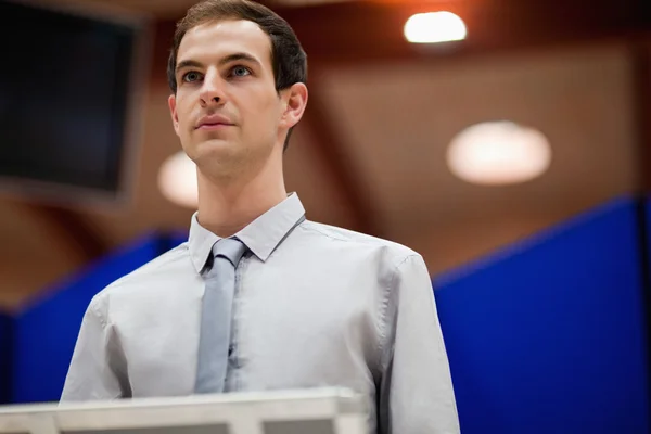 Young man doing a presentation — Stock Photo, Image
