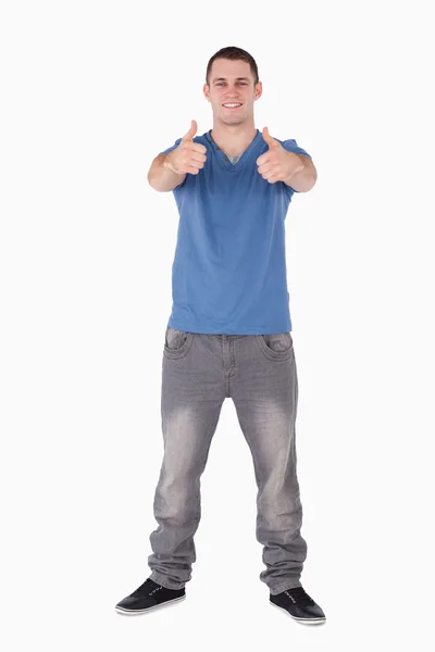 Portret van een man met de duimen omhoog — Stockfoto