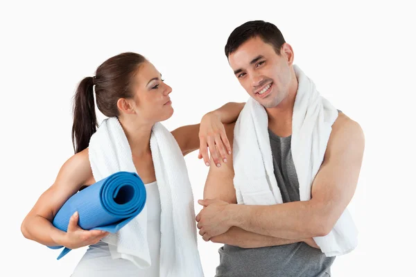 Young couple going to practice yoga — Stock Photo, Image