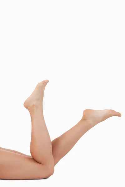 Portret vrouwelijke benen — Stockfoto