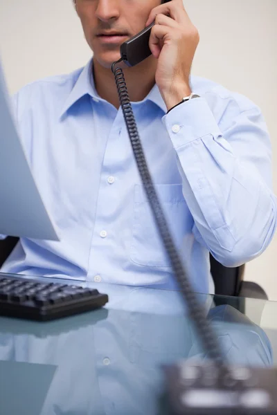 Businessman on the telephone — Stock Photo, Image