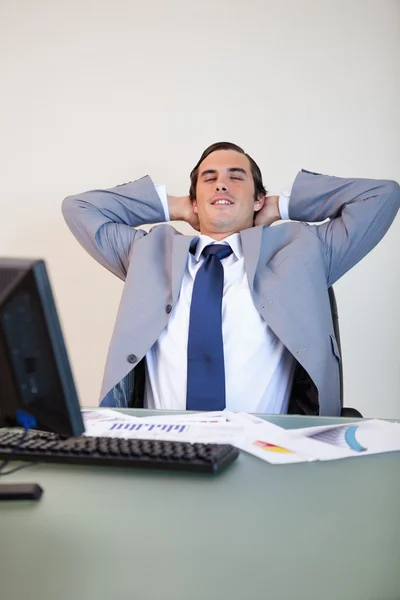 Businessman taking a small break — Stock Photo, Image