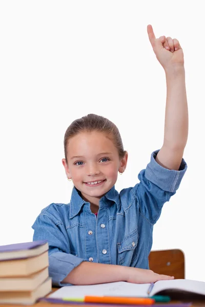 Retrato de uma menina levantando os braços — Fotografia de Stock
