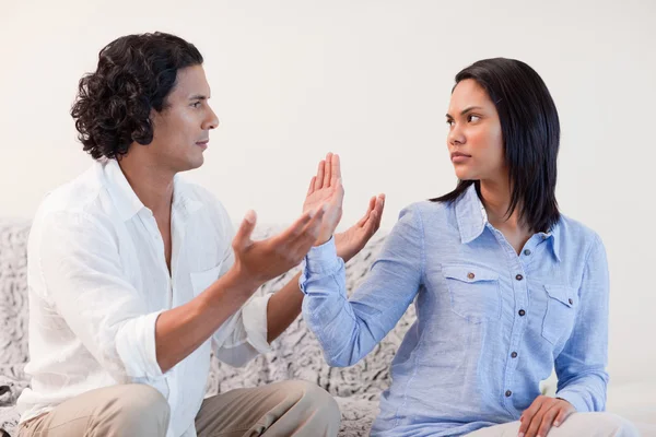 Male begging his girlfriend for pardon — Stock Photo, Image