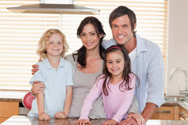 Family standing up — Stock Photo, Image
