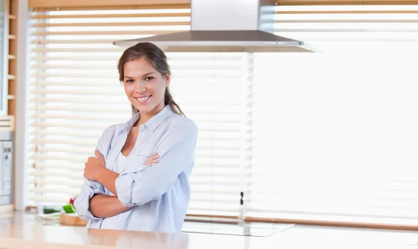 Smiling woman standing up — Stock Photo, Image