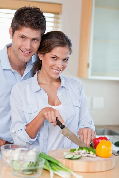 Portret van een echtpaar koken — Stockfoto