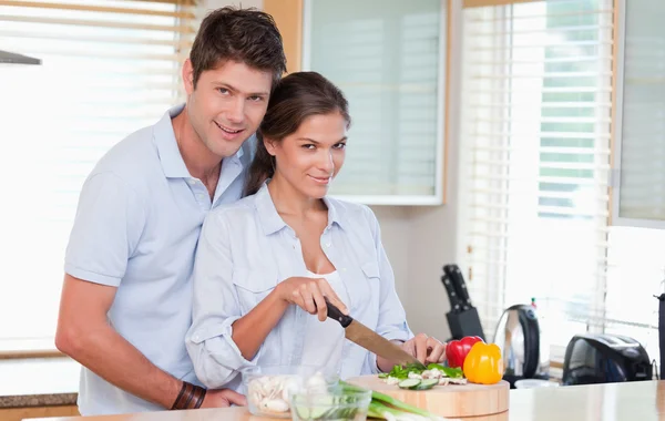 Casal casal cozinhar — Fotografia de Stock