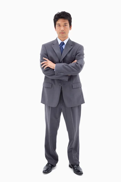 Retrato de un hombre de negocios con los brazos cruzados — Foto de Stock