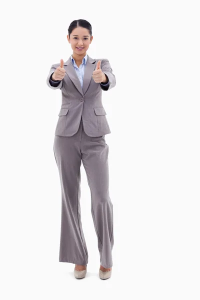 Retrato de uma mulher de negócios posando com os polegares para cima — Fotografia de Stock