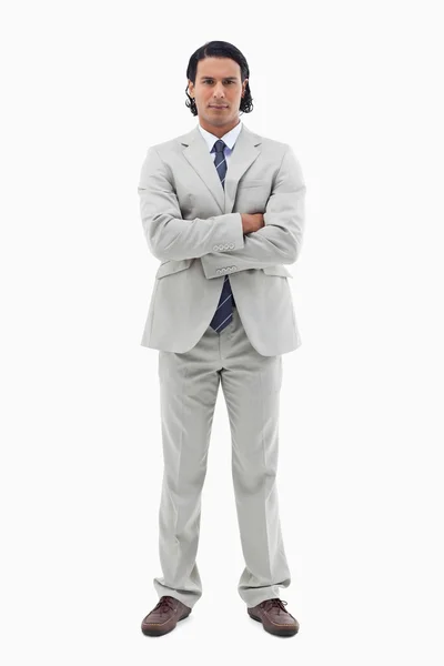 Retrato de um trabalhador de escritório posando com os braços cruzados — Fotografia de Stock