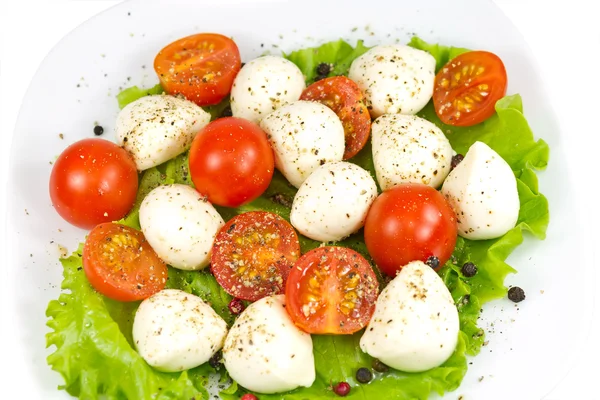 Mozzarella, tomaat, peper en salade — Stockfoto