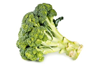 Brokoli beyaz arkaplanda izole edildi