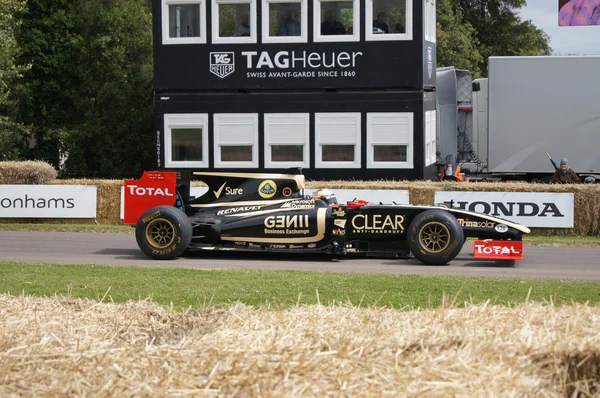 2011 lotus renault r30 f1 racing bil — Stockfoto