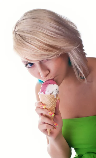 Mulheres com sorvete — Fotografia de Stock
