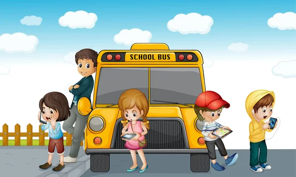 Anak-anak berdiri di luar bus sekolah - Stok Vektor