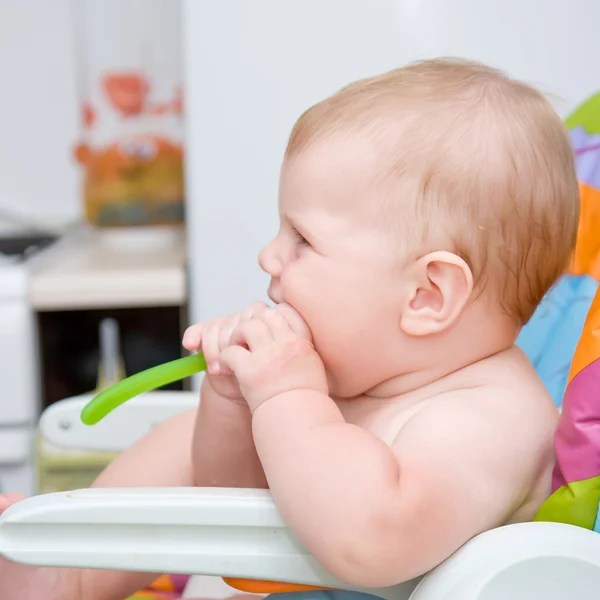 Bebek çocuk yemek — Stok fotoğraf