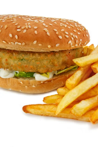 Vegetariánský hamburger a hranolky — Stock fotografie