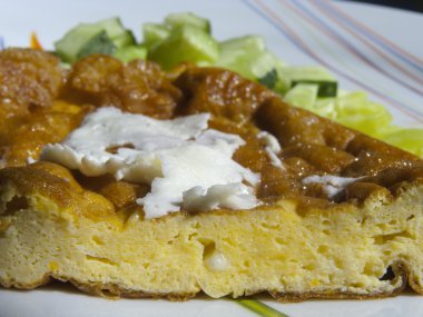 sebze ve peynir omlet