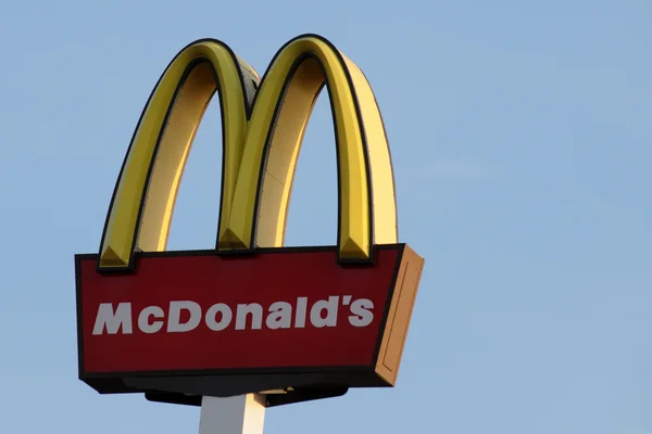 McDonalds znamení — Stock fotografie
