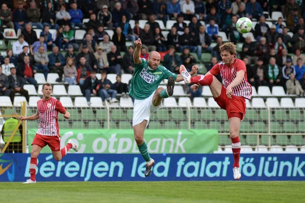 Jönköpings Södra - diosgyor fotbollsmatch — Stockfoto