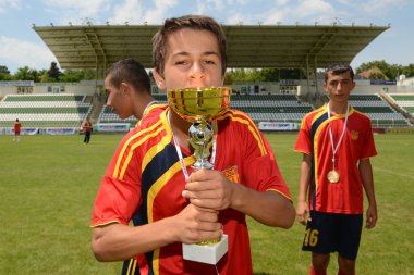 Pozo Almonte (Chi) - Fc Makedonija (Mkd) altında 16 futbol oyunu