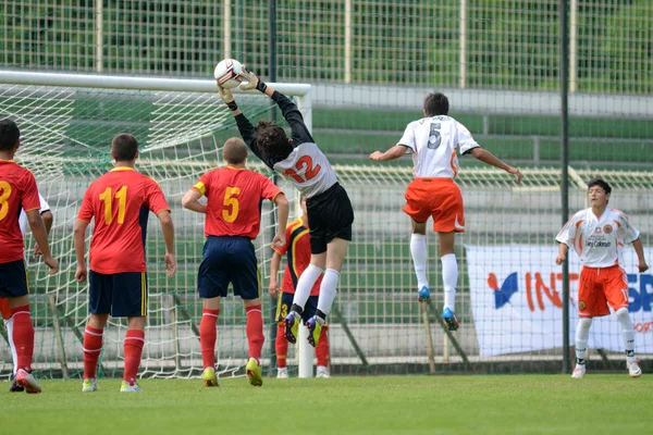 Pozo Almonte (Chi) - Fc Makedonija (Mkd) altında 16 futbol oyunu — Stok fotoğraf