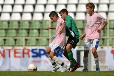 Tirgu Mures (Rom) - Kaposvar (Hun) altında 14 futbol oyunu