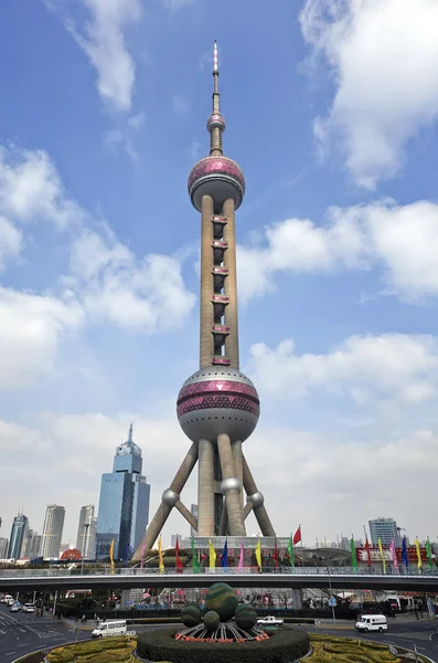Oriental Pearl Tower — Stok fotoğraf