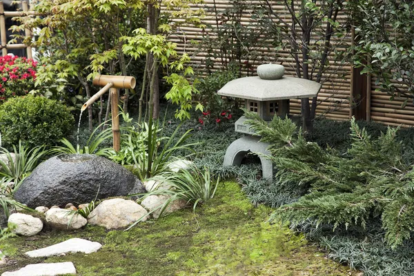 Японский сад — стоковое фото