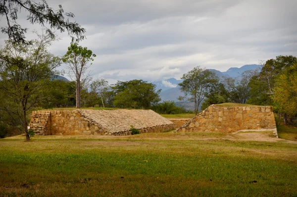 在墨西哥 tehuacalco 废墟 — 图库照片
