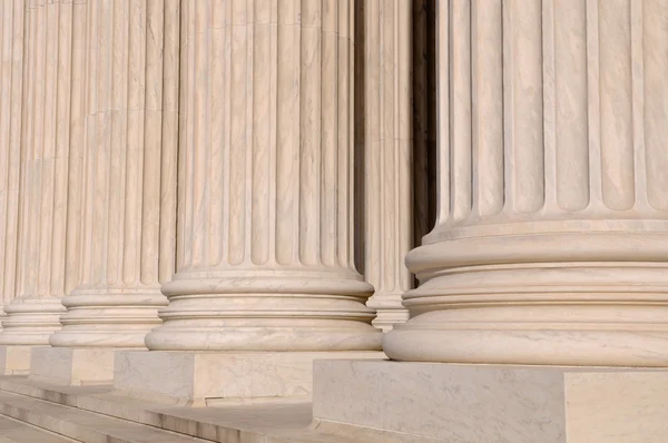 Pilastri del diritto e della giustizia Corte suprema degli Stati Uniti — Foto Stock
