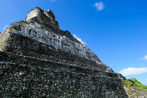 在伯利兹玛雅古代玛雅废墟 — 图库照片