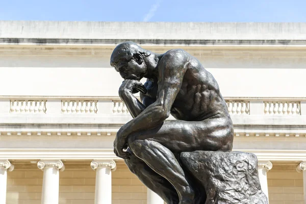 Estátua do pensador de Rodin — Fotografia de Stock