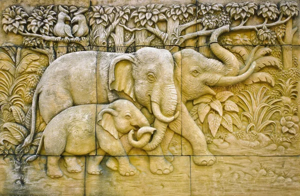 大象家族的灰泥 — 图库照片