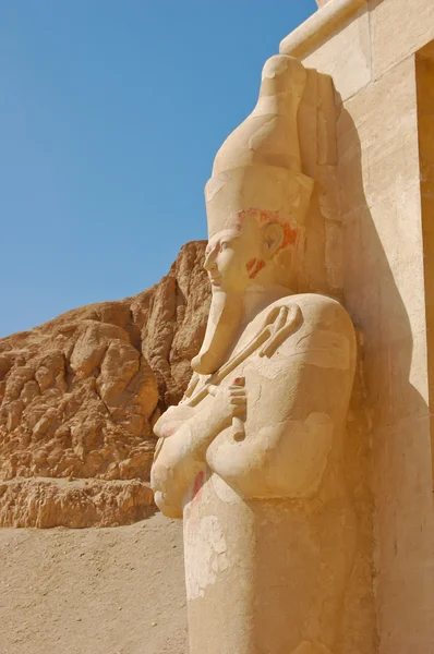 Статуя цариці Хатшепсут — стокове фото