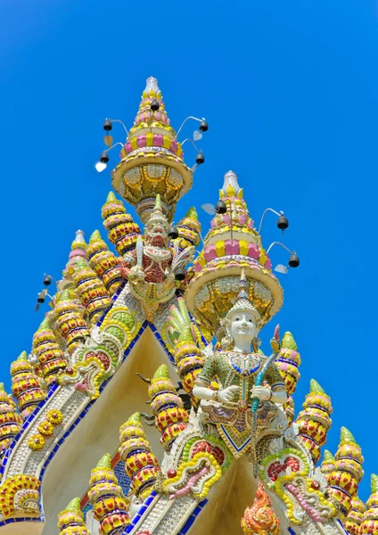 Ozdoba dachu piękna świątynia — Zdjęcie stockowe