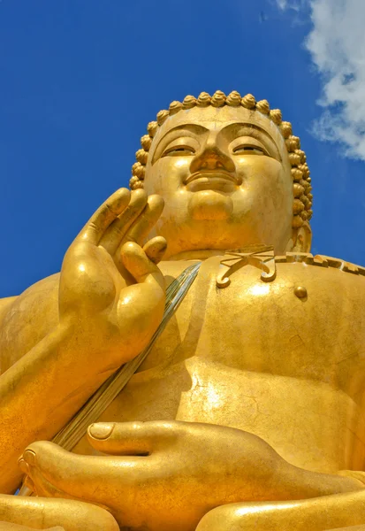 Статуя Колосса Будды — стоковое фото