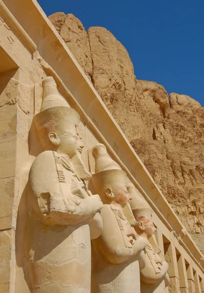 Statues of Hatshepsut — Stock Photo, Image