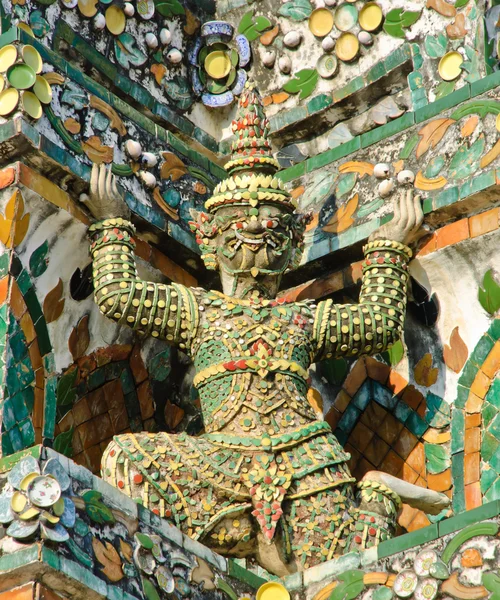 Thailändska gigantiska statyer — Stockfoto
