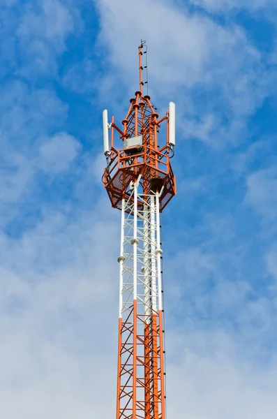 Cell phone tower — Stock Photo, Image