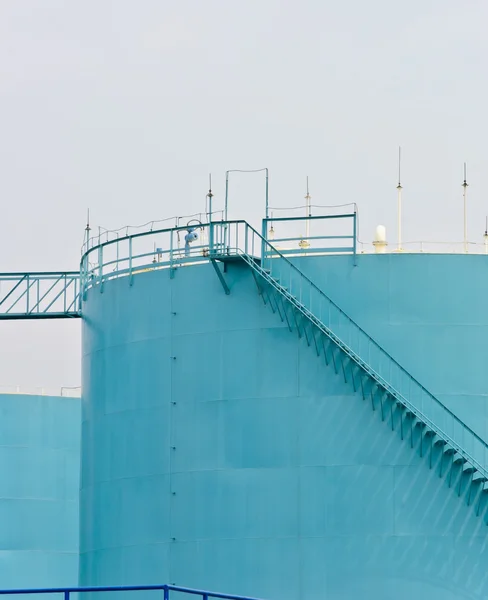 Průmyslové palivové nádrže — Stock fotografie