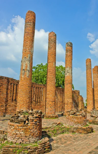 Ruiny kolumn i — Zdjęcie stockowe