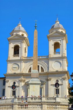 Roma kilise trinita dei monti 01