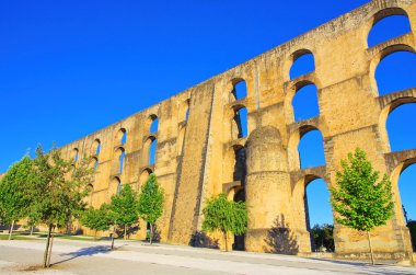 Elvas Aqueduct 01 clipart