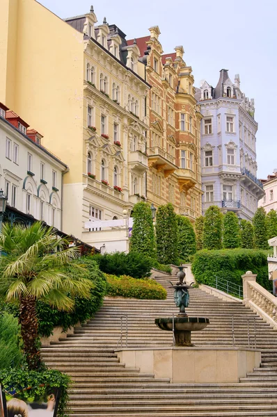 Karlovy Vary fachada 04 — Fotografia de Stock
