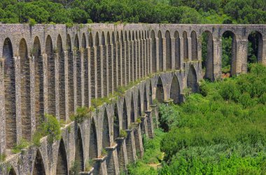 Tomar aqueduct 06 clipart