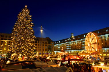 Dresden christmas market 14 clipart