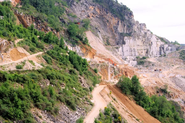 stock image Carrara Marmor Steinbruch - Carrara marble stone pit 11