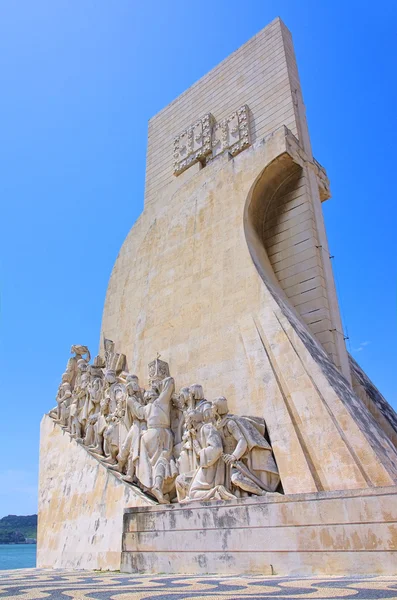 Лісабон пам'ятник відкриттів 01 — стокове фото
